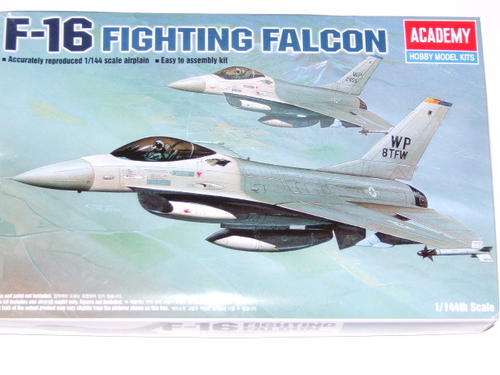 F - 16 FIGHTING FALCON 1/144 Scale by Academy