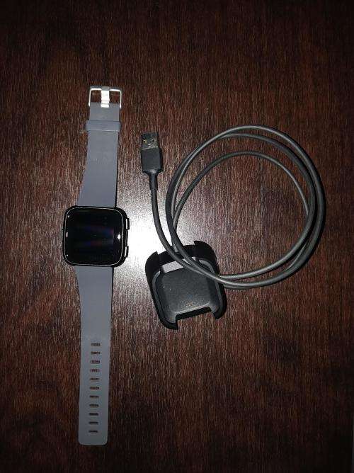 Fitbit Versa - Great Condition! - With NFC!
