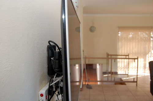 LG Flat TV 43 inch LED * REDUCED TO GO