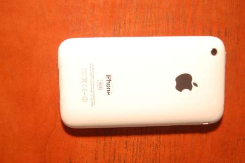 iPhone 3GS 16GB (White) (Local stock) * REDUCED TO GO *