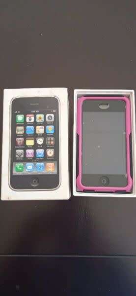 iPhone 3GS - 16GB - White