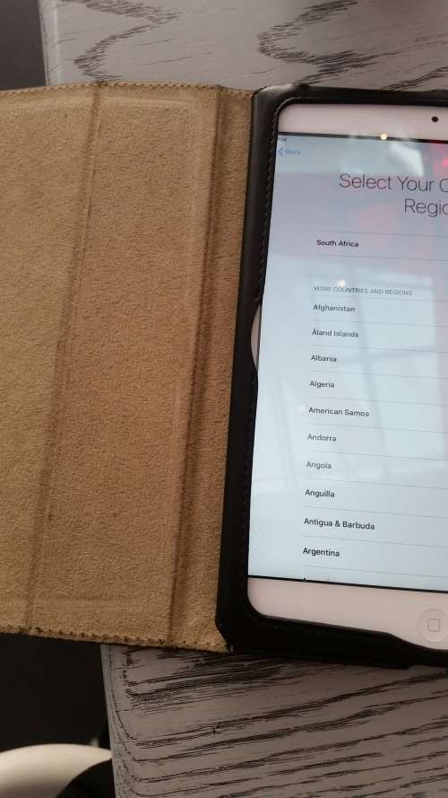 Apple iPad Mini 16GB WIFI only Silver (Mint condition,like new -  Free Shipping)