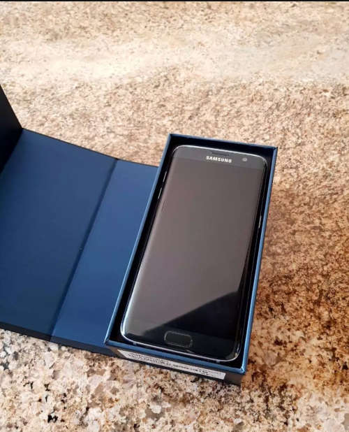 Samsung Galaxy S7 Edge 32gb (Gold, Silver & Black Onyx) Excellent condition with warranty