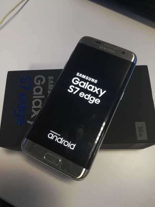 Samsung Galaxy S7 Edge 32 GB Silver (Very good condition)