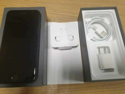 Apple iPhone 8 64 GB Space Grey / Black with Box, Charger Earpods (Excellent Condition 87% Battery)