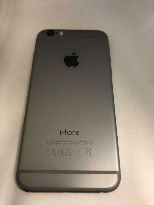 Apple iPhone 6 32 GB Space Grey (Like New - 92% battery health - GREAT DEAL!)