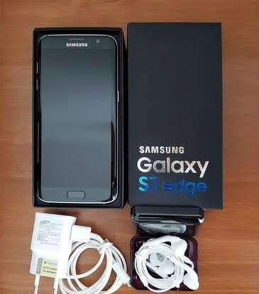 Samsung Galaxy S7 Edge 32 GB LTE Black Onyx (LIKE NEW with box and all accessories)