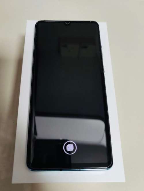 Huawei P30 Pro 256GB Aurora Single SIM (Very good  condition with box and charger)