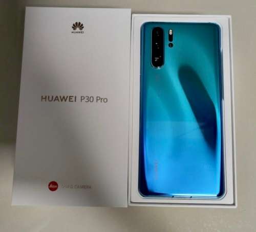 Huawei P30 Pro 256GB Aurora Single SIM (Very good  condition with box and charger)