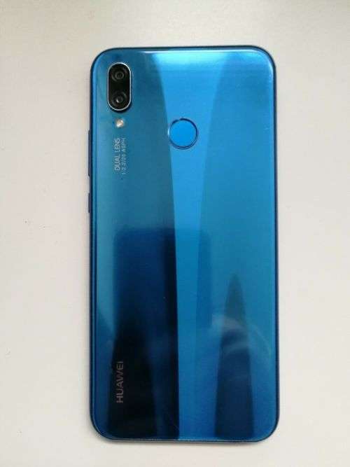 Huawei P20 Lite 64GB Blue DUAL SIM (Excellent condition with charger)