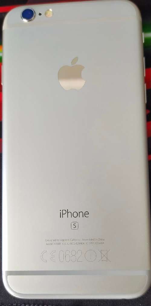 Apple iPhone 6S 64GB Silver (Like new / mint condition 96% battery with lightning cable)