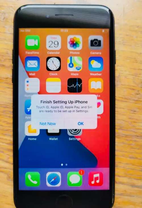 Apple iPhone 7 32GB Matte Black (Excellent condition with charger)