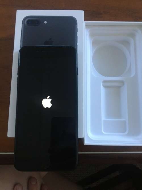 Apple iPhone 7 Plus 32GB Matte Black (Excellent condition with charging cable and box)