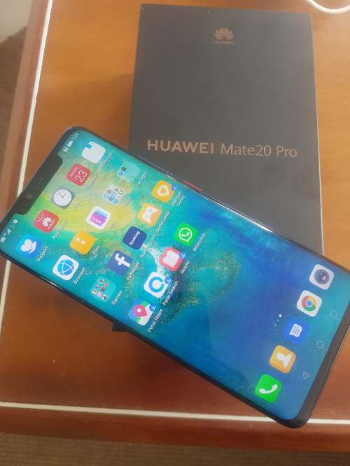 Huawei Mate 20 Pro 128GB Twilight (Excellent condition with box, charger and covers)