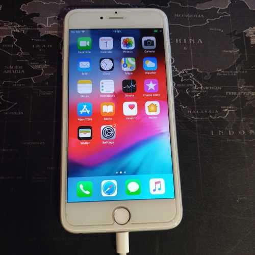 Apple iPhone 6 Plus 64GB Silver 81% battery(Very Good condition - cable, Airpods i12 + generic box)
