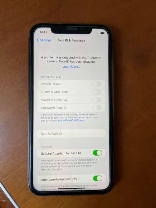 Apple iPhone 11 64GB Black 86% battery (Excellent condition with charger and cover - no face id)