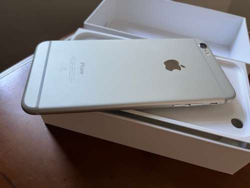 Apple iPhone 6 Plus 64GB Silver 81% battery(Very Good condition - cable, Airpods i12 + generic box)
