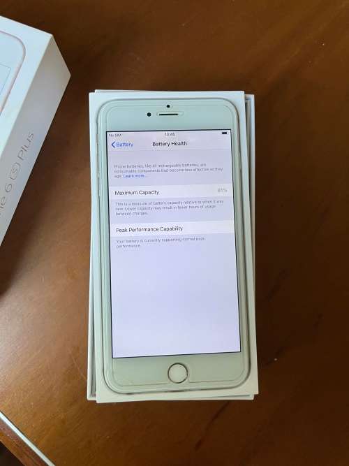 Apple iPhone 6 Plus 64GB Silver 81% battery(Very Good condition - cable, Airpods i12 + generic box)