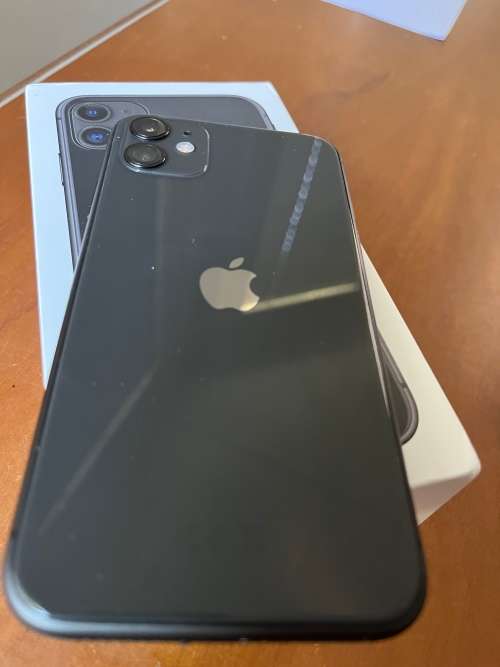 Apple iPhone 11 64GB Black 98% battery(Excellent condition with box, charger and premium cover)