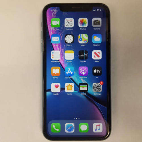 Apple iPhone XR 64GB Black (Very good condition with charger)