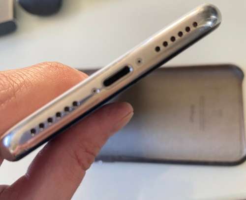 Apple iPhone X 64GB silver  battery 84%(very good condition with charger - no Face ID )