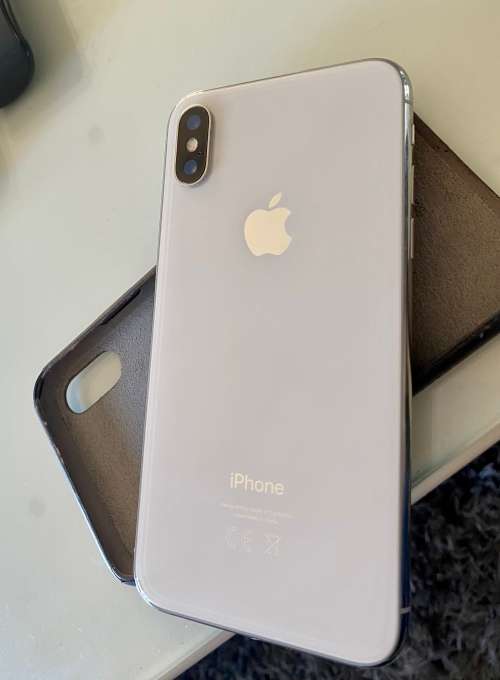 Apple iPhone X 64GB silver  battery 84%(very good condition with charger - no Face ID )