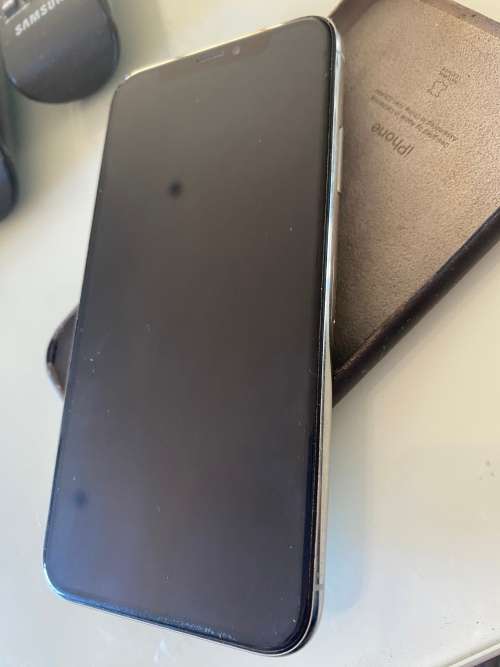 Apple iPhone X 64GB silver  battery 84%(very good condition with charger - no Face ID )