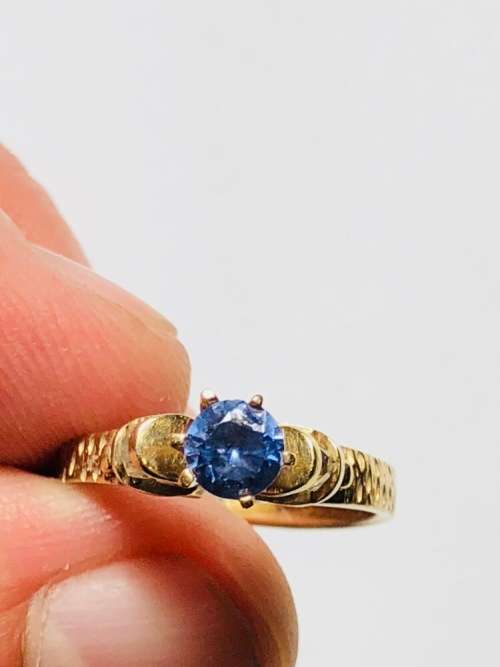 Ladies Tanzanite diamond ring