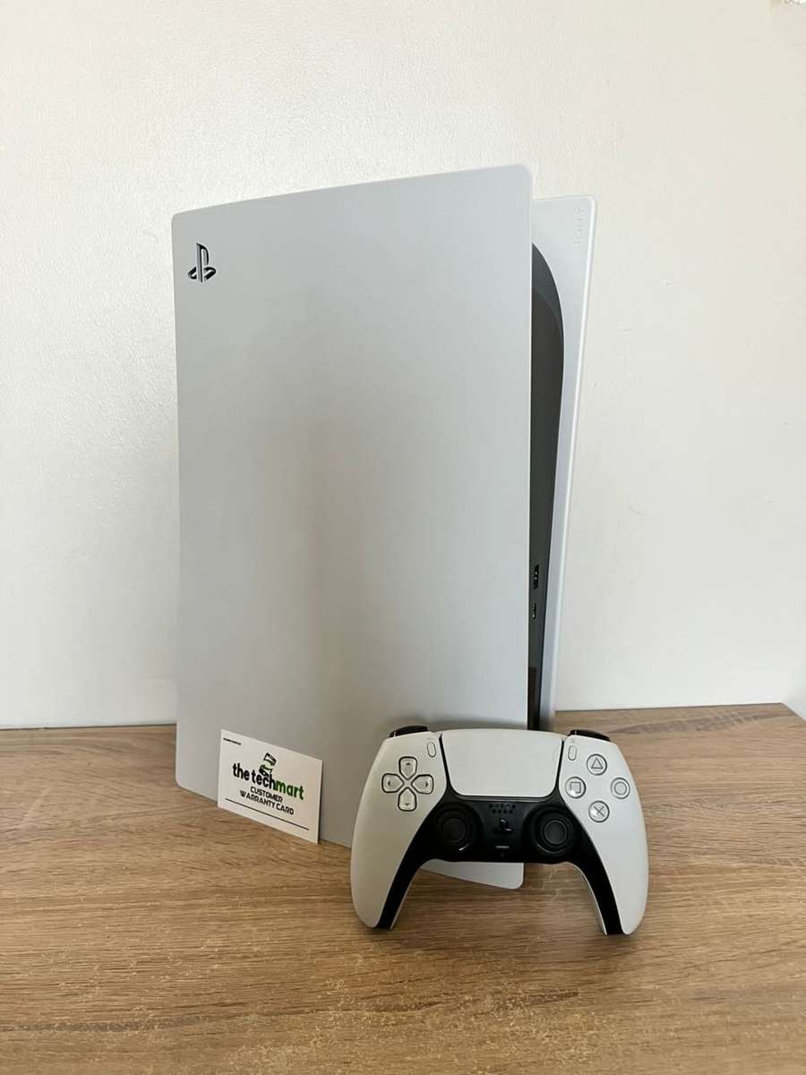 PlayStation 5 + Controller