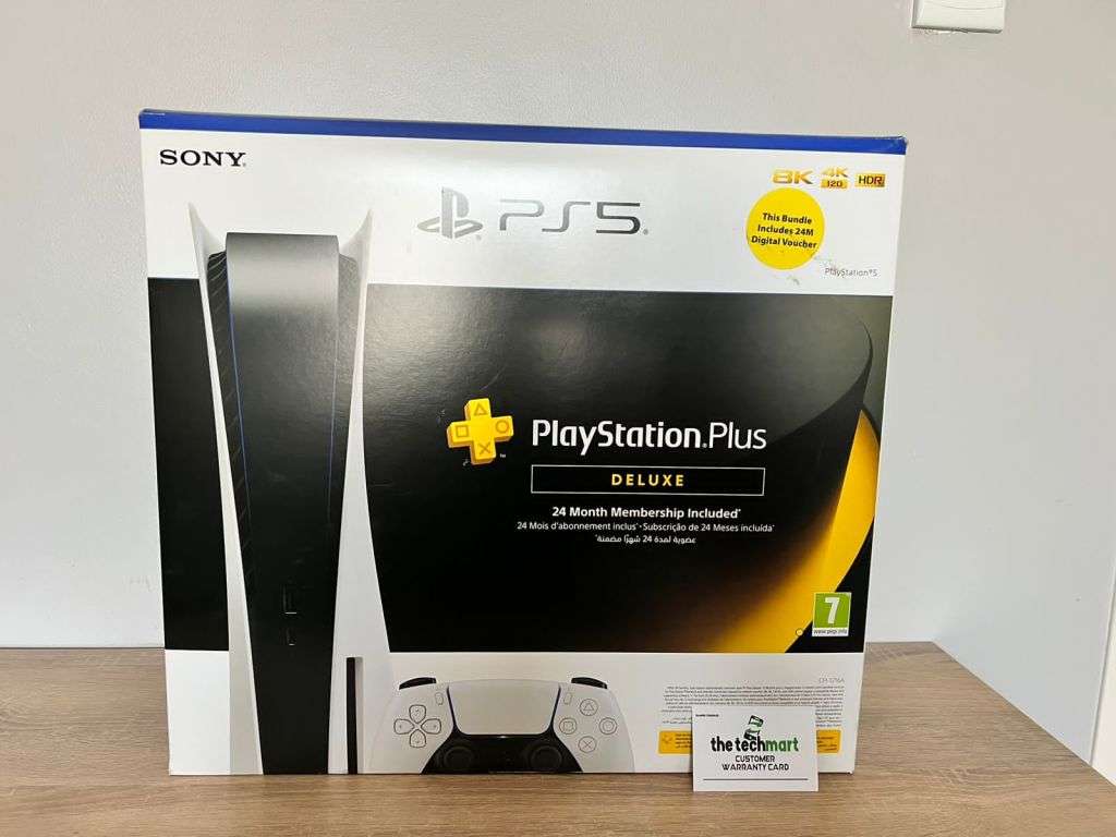 PlayStation 5 + Controller