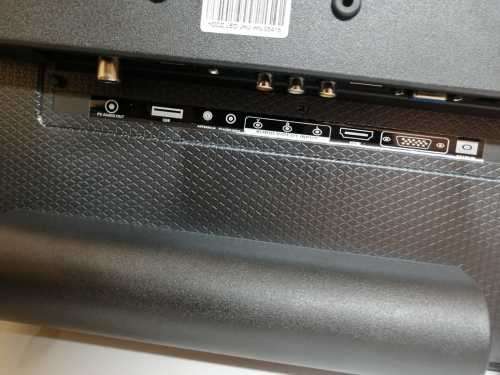 19` LED HDMI Monitor 12V and 220V with audio and hdmi, VGA , AVI input