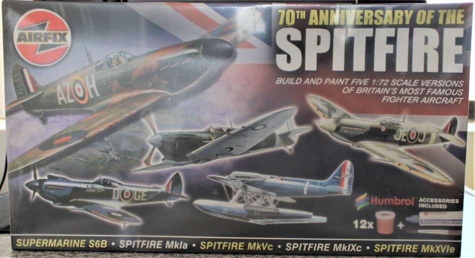 Airfix - 70th Anniversary of the Spitfire - Five Versions of the Spitfire in One Kit 1:72