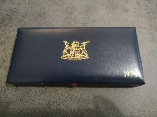 1974 proof set with Silver R1