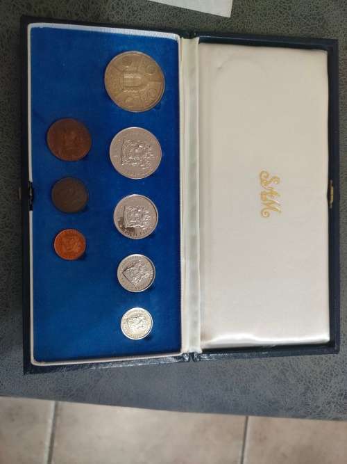 1974 proof set with Silver R1