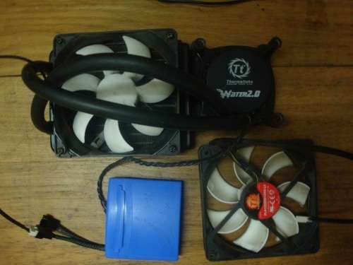 Thermaltake Liquid Cooler