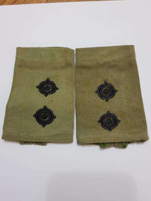 Pair of Rhodesian Lieutenant Field Dress Rank Epaulets