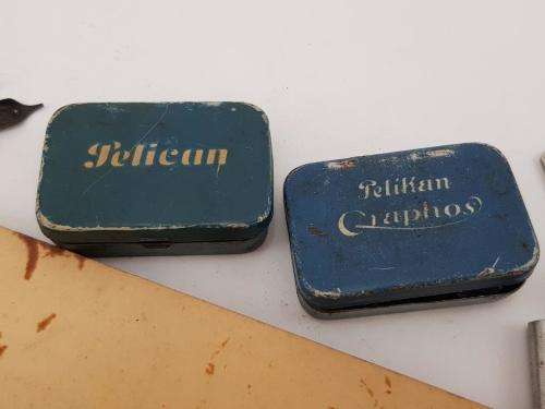 Bunch of old drawing bits and nibs.