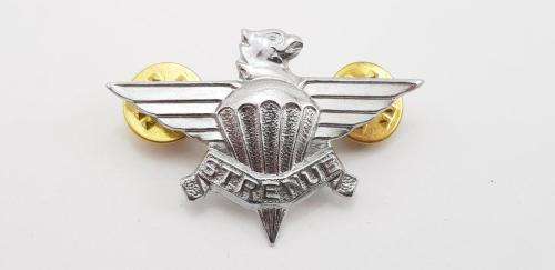 SADF 3 Parachute Battalion collar Badge.