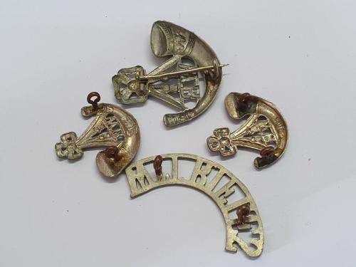 South African Witwatersrand Rifles cap and collar badges.