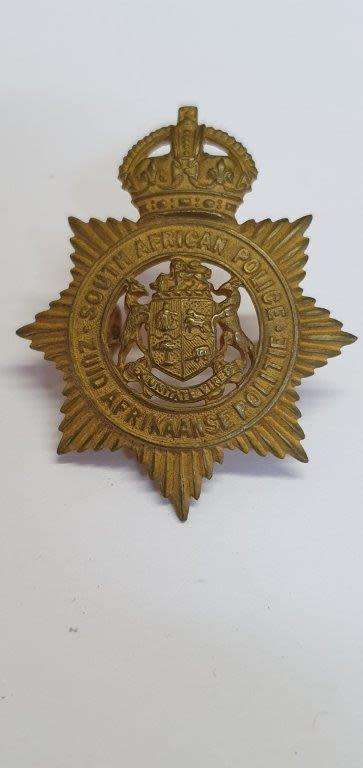 South African Police Officer`s Gilt Cap Badge. `Z` type. Worn 1913-1926 Owen 1902.