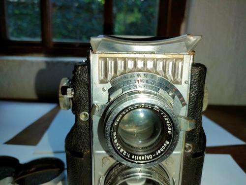 Rare Zeiss Ikon Contaflex TLR 35mm Camera.