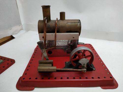 Mamod Steam engine toy with two Hammer accesories.