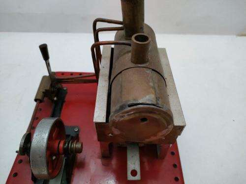 Mamod Steam engine toy with two Hammer accesories.
