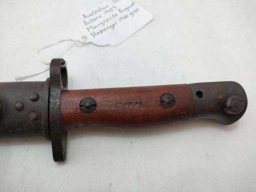 Australian Pattern 1907 Mangrovite Bayonet and sheat with Slazanger grips.