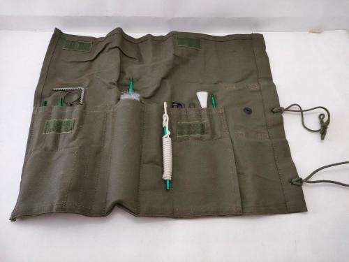 SADF R4 Cleaning kit with Pull through. Un-Issued. price is per set. 5 Available.