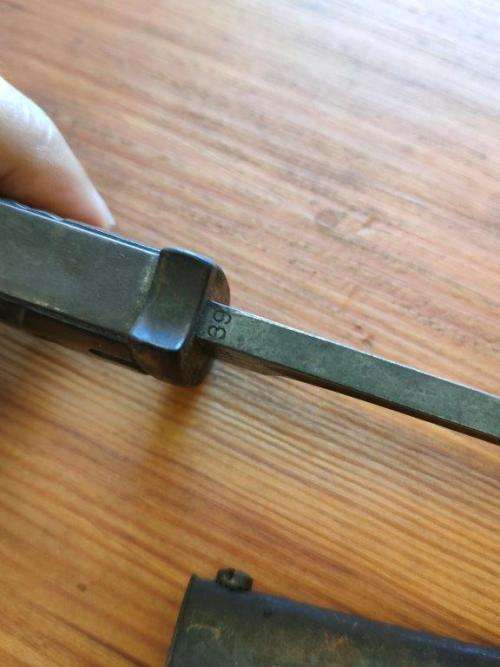 German WWII KS98 bayonet and scabbard. With matching numbers Scabbard made by Carl Eikhorn.