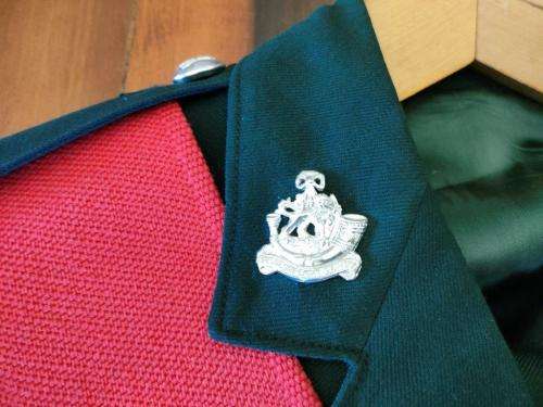 Rhodesian RLI Dress greens as worn by WOII in 2 Commando. See pictures for size.