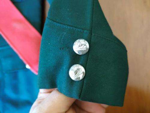 Rhodesian RLI Dress greens as worn by WOII in 2 Commando. See pictures for size.