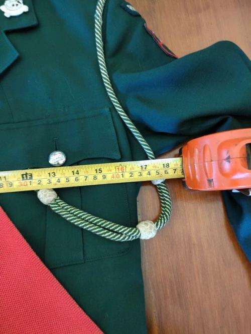Rhodesian RLI Dress greens as worn by WOII in 2 Commando. See pictures for size.