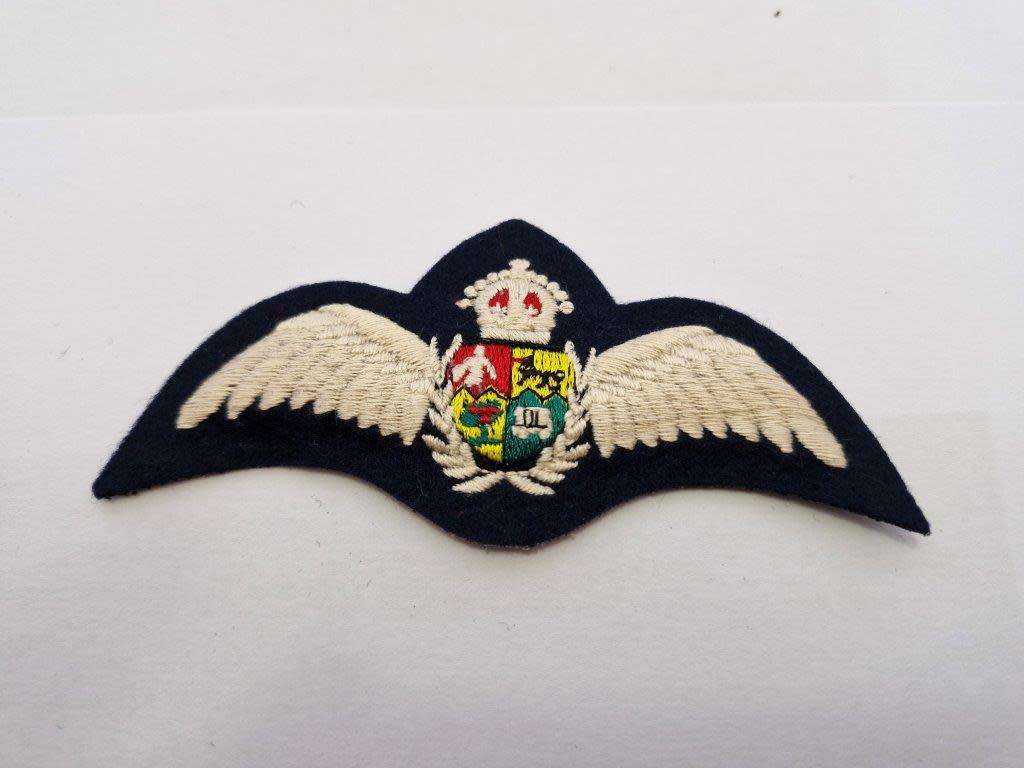 Post war copy of a South African Air Force pilot wing.